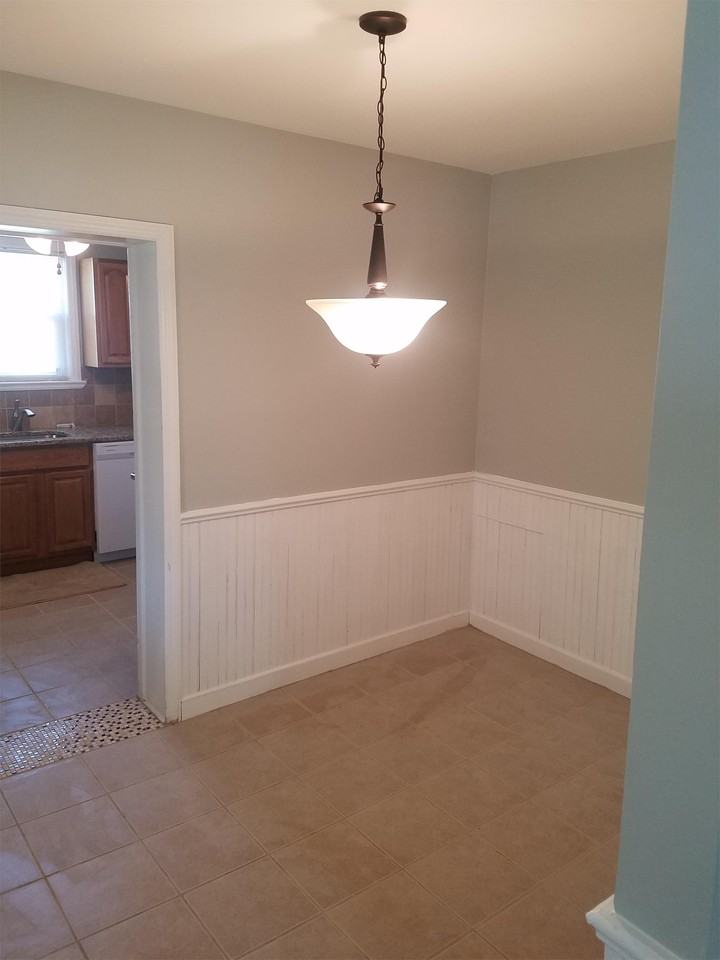 215 W 3rd St #1 - Photo 6 of 22