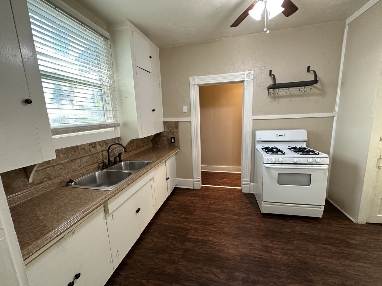 132 Woodland St #3 - Photo 6 of 15