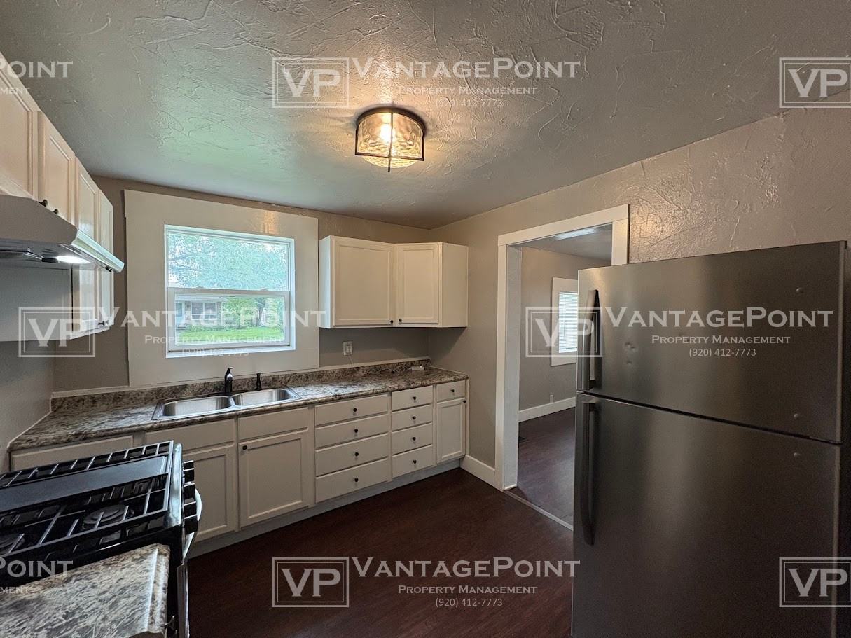 1219 Marshall Ave #1 - Photo 4 of 27