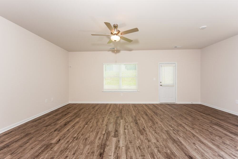4524 Morgan Dr - Photo 4 of 16