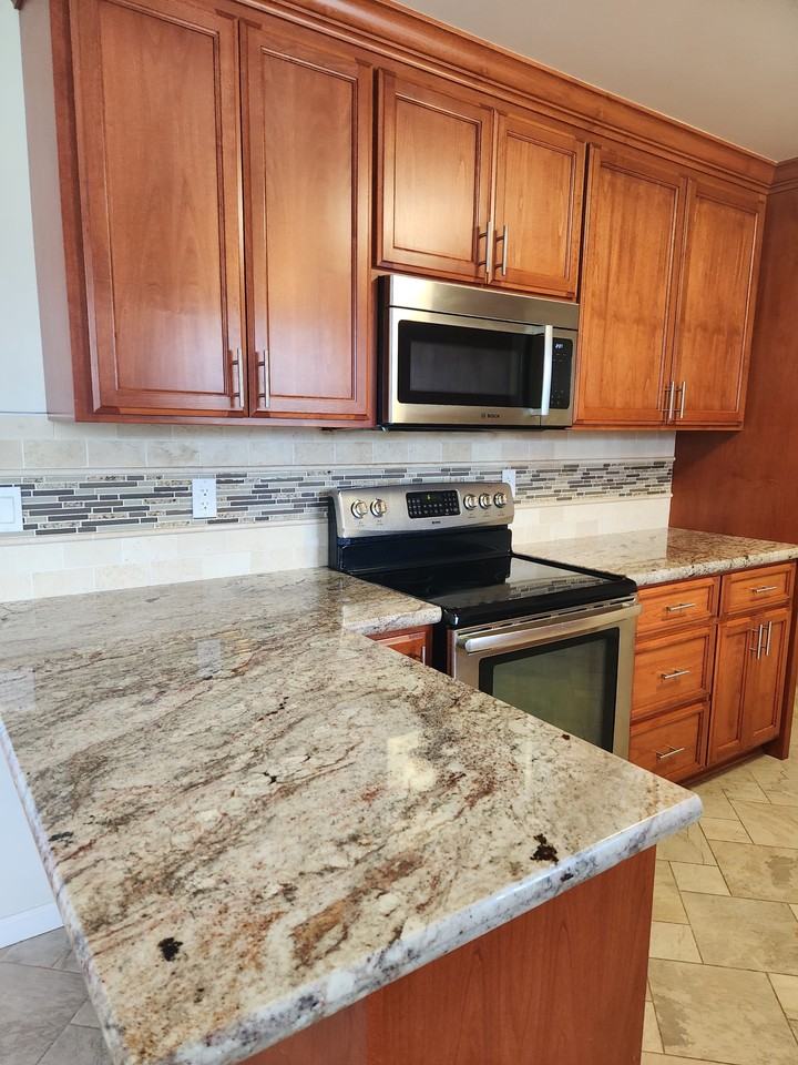 14320 Sycamore Ave #1 - Photo 6 of 8