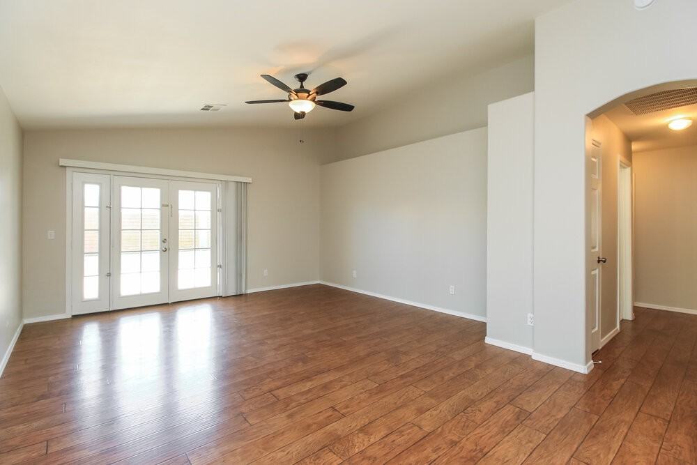 2533 E Camino St - Photo 3 of 16