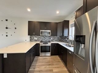 36 Castlebrook Dr - Photo 3 of 26