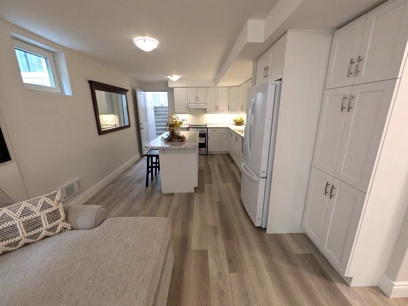 203 Bishop Dr - Photo 4 of 12