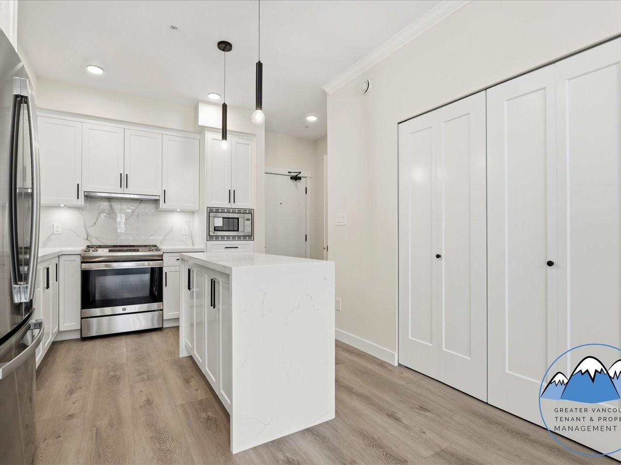 22229 Brown Ave - Photo 4 of 25