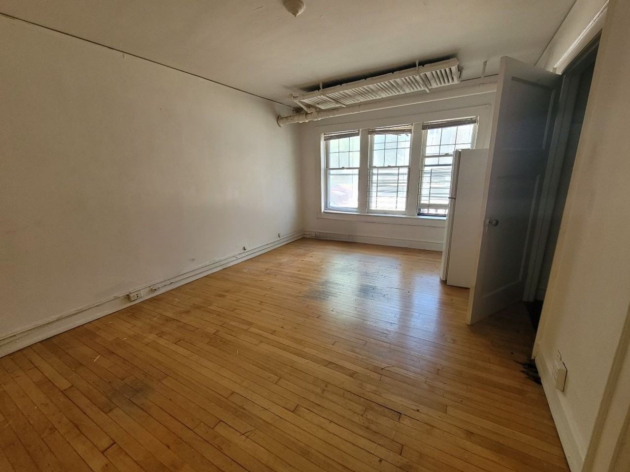 1303 Cass - Photo 2 of 44