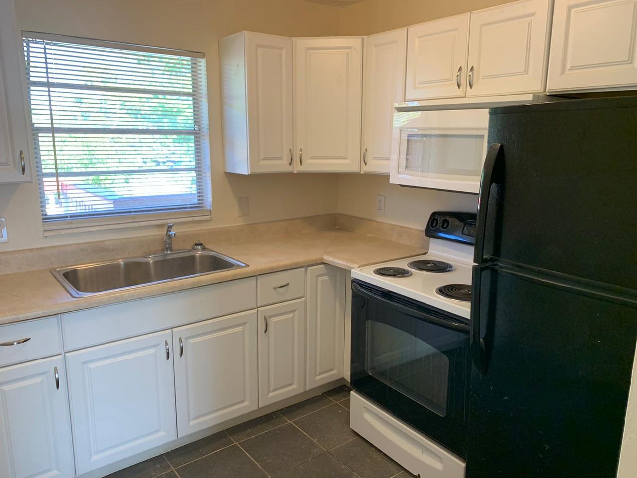 19080 Northeast 3rd Court - 1APT 316 #316 - Photo 7 of 13