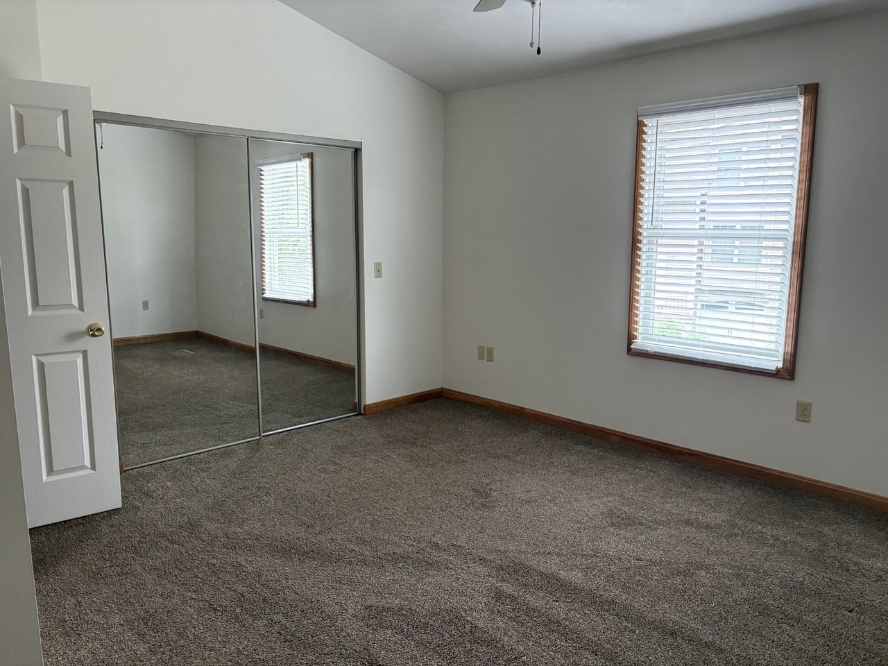 4103 Wood Hills Dr #1 - Photo 7 of 10