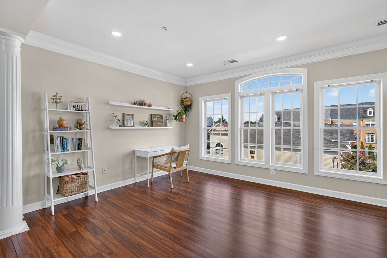 630 Pelican Ave #1 - Photo 4 of 34