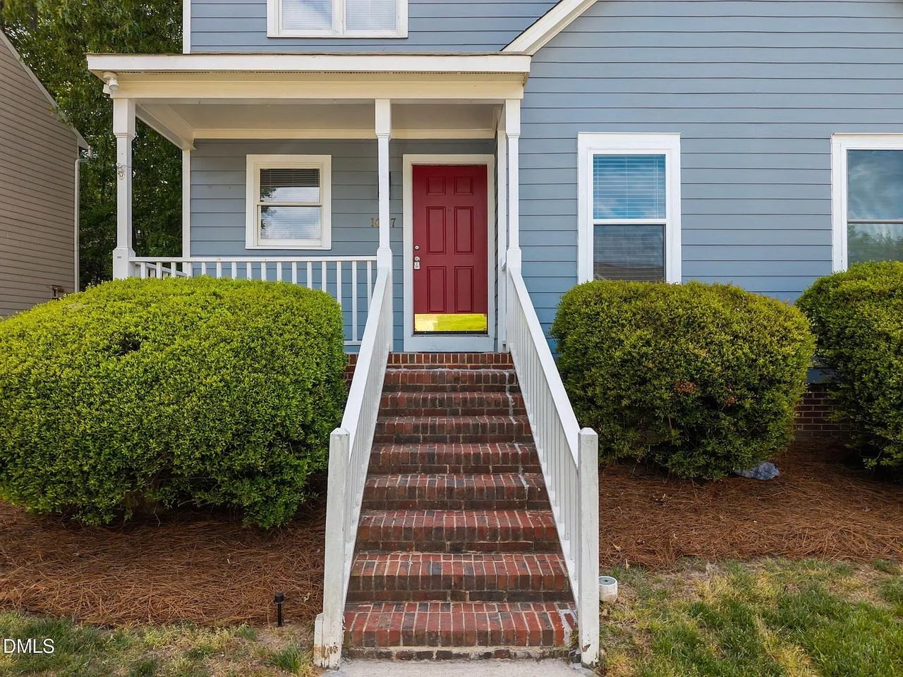 1627 Oakland Hills Way - Photo 4 of 50