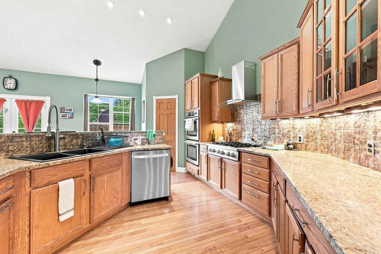 463 Rising Sun Rd #1 - Photo 2 of 46