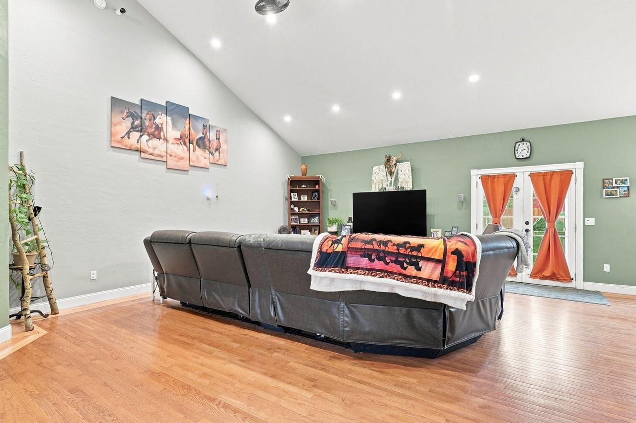 463 Rising Sun Rd #1 - Photo 6 of 46