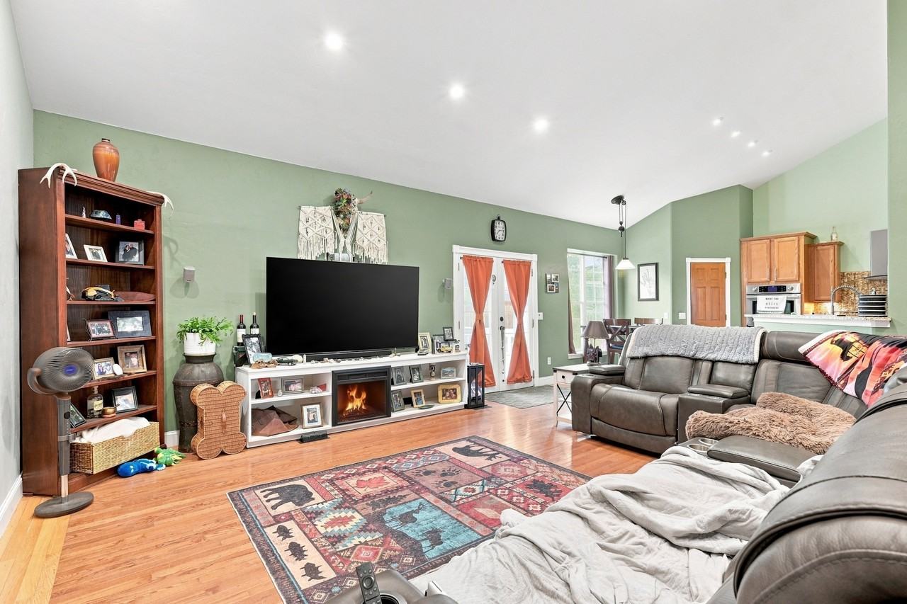 463 Rising Sun Rd #1 - Photo 7 of 46