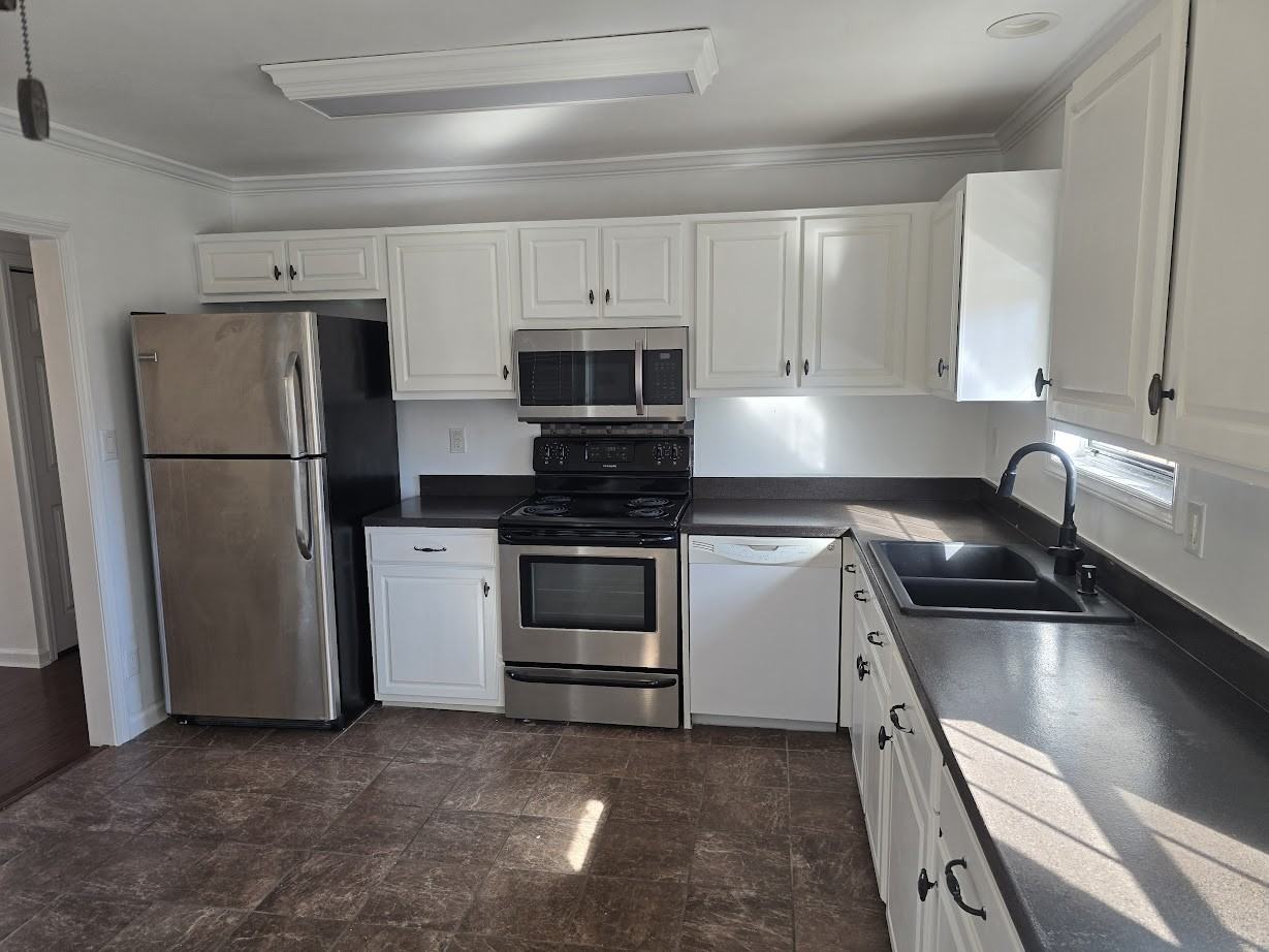 4904 West St #1 - Photo 7 of 21