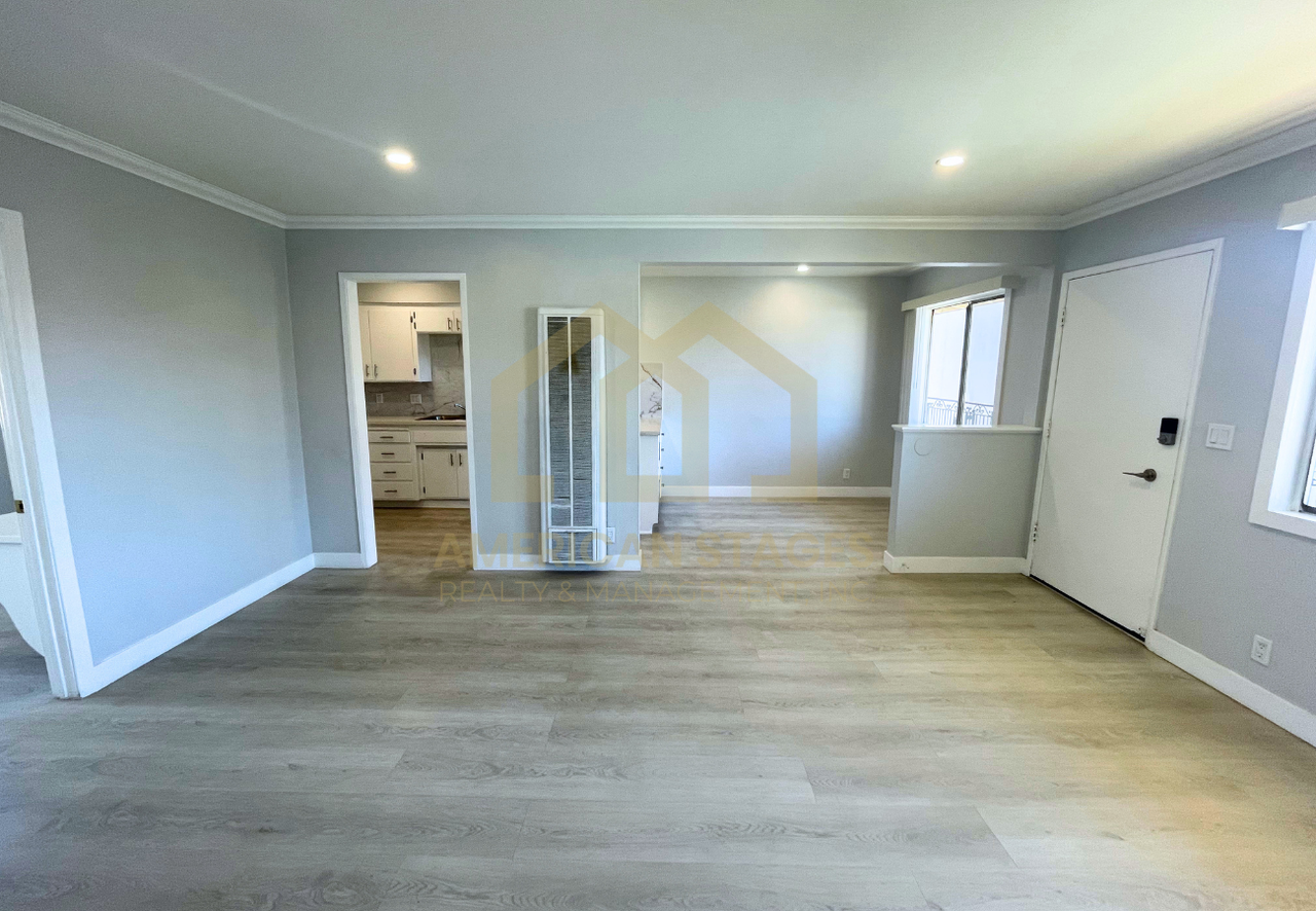 720 N G St #16 - Photo 3 of 12