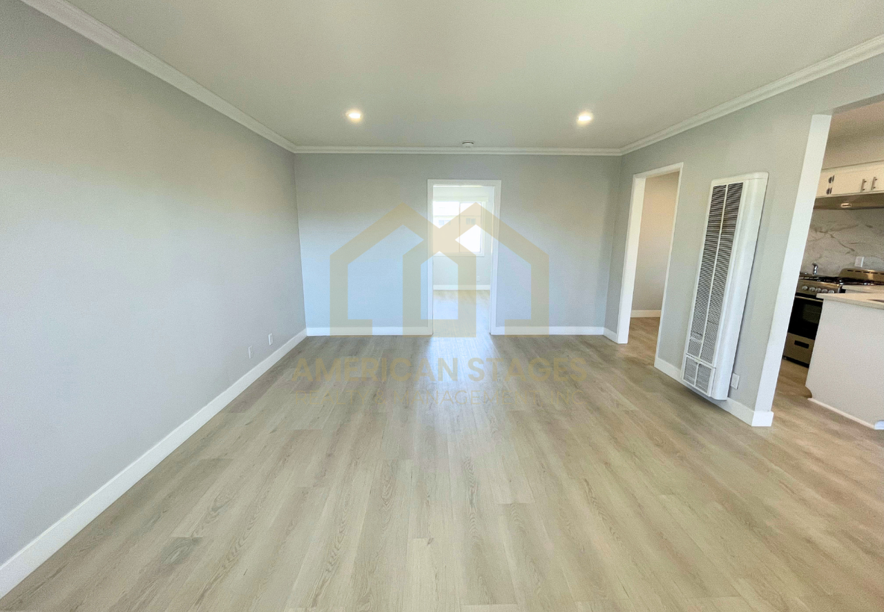 720 N G St #16 - Photo 4 of 12