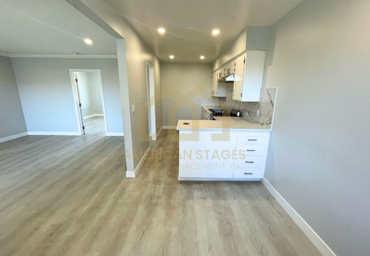 720 N G St #16 - Photo 6 of 12