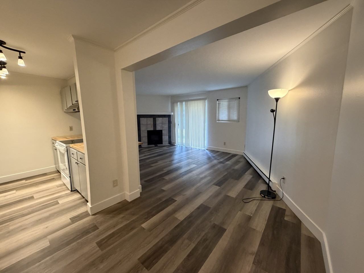 414 W Beaver Creek Blvd Unit B2 #B2 - Photo 4 of 18