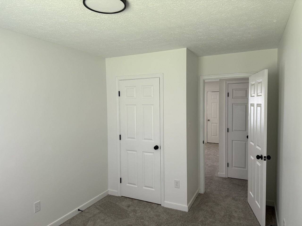 218 N Mapleleaf Ave #1 - Photo 4 of 9