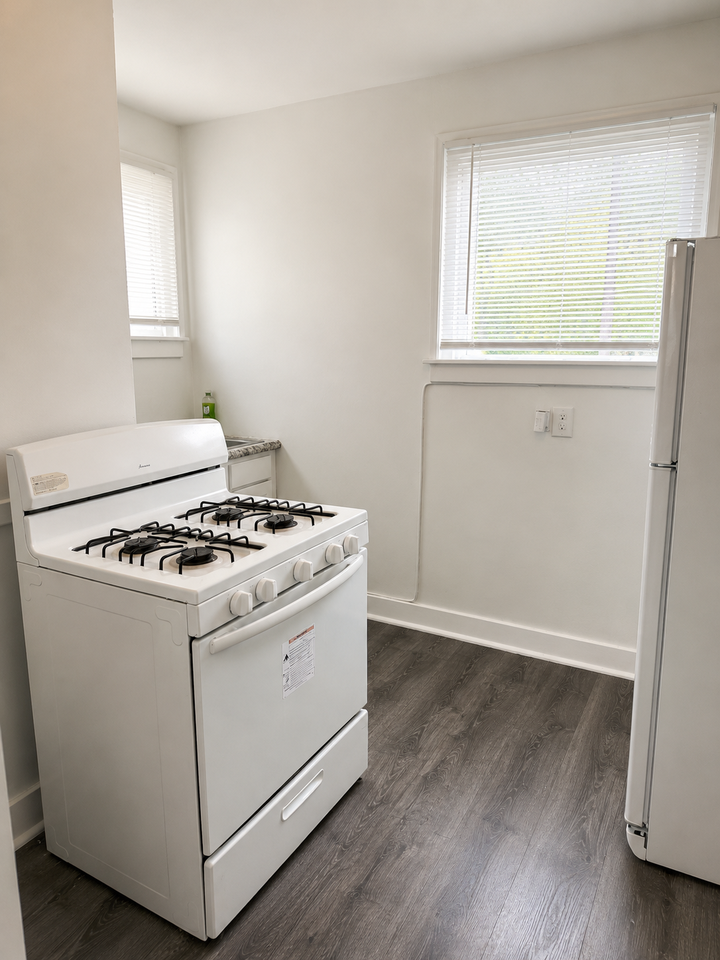 14877 Lesure St #1 - Photo 5 of 13