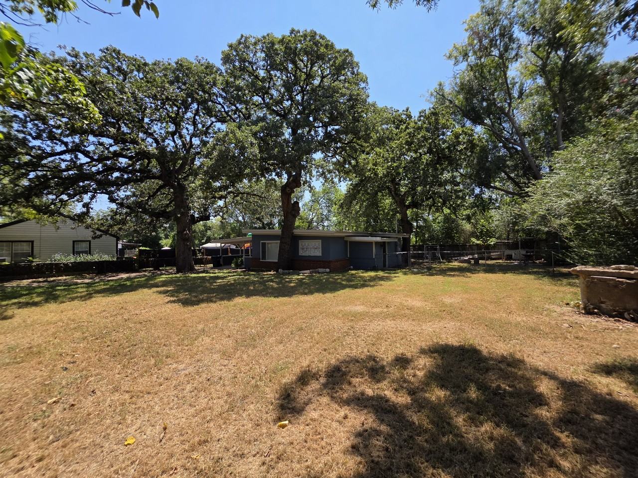 522 E Davilla Ave #1 - Photo 4 of 50
