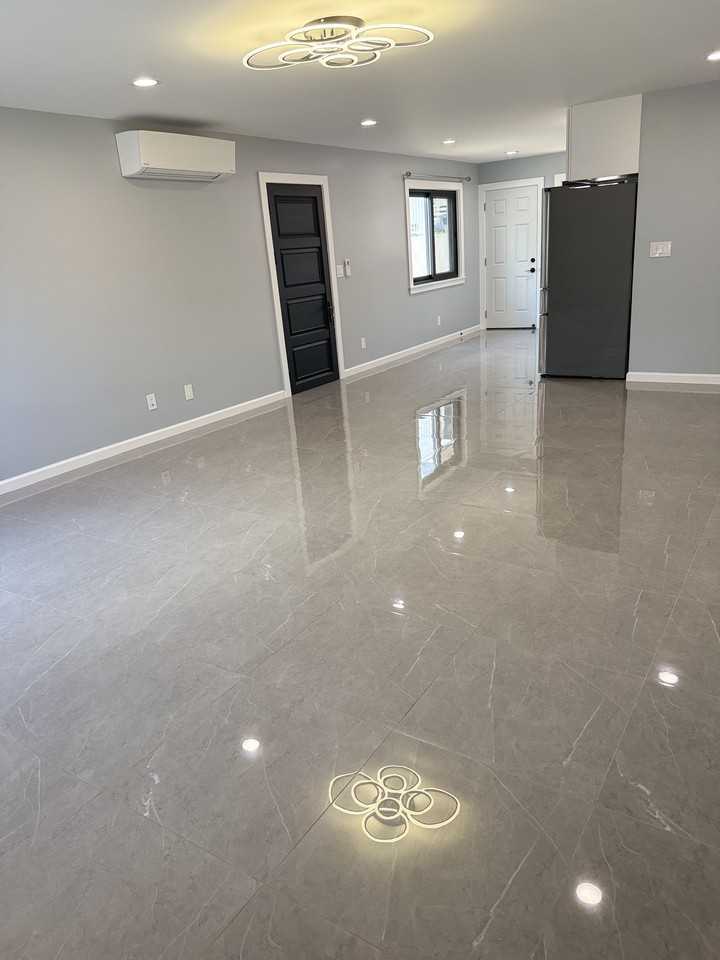 4030 Hoku Ave - Photo 3 of 12