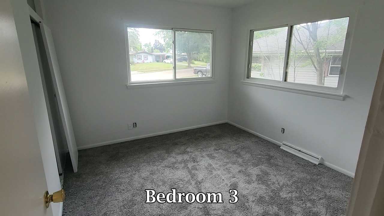 4003 Latham St #1 - Photo 7 of 10