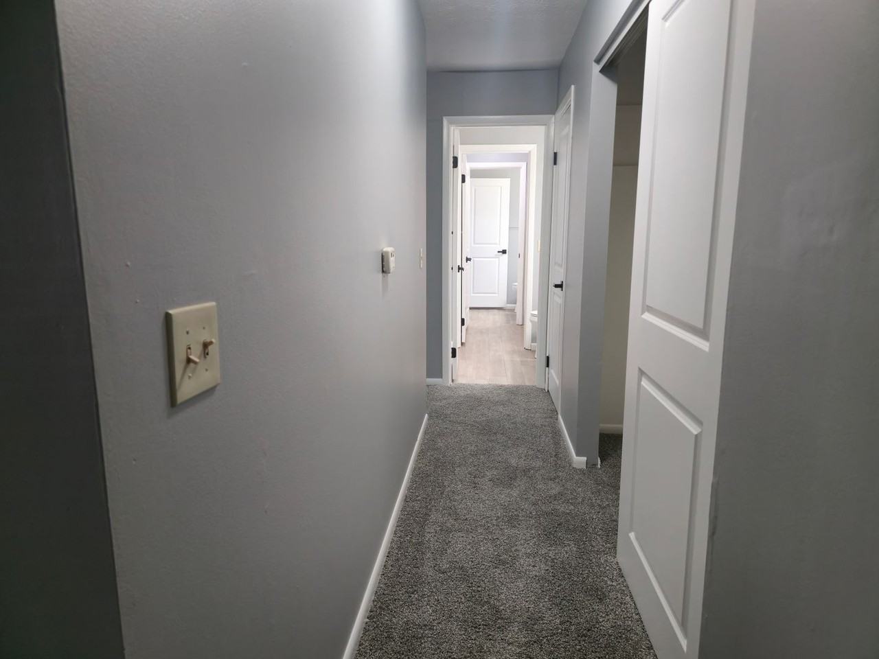 Berry Lane Apartments - Photo 7 of 11