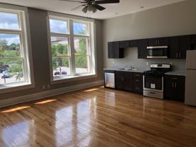 421 Brady St #4 - Photo 1 of 1