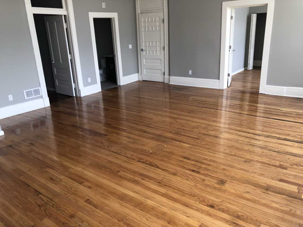 421 Brady St #4 - Photo 5 of 10