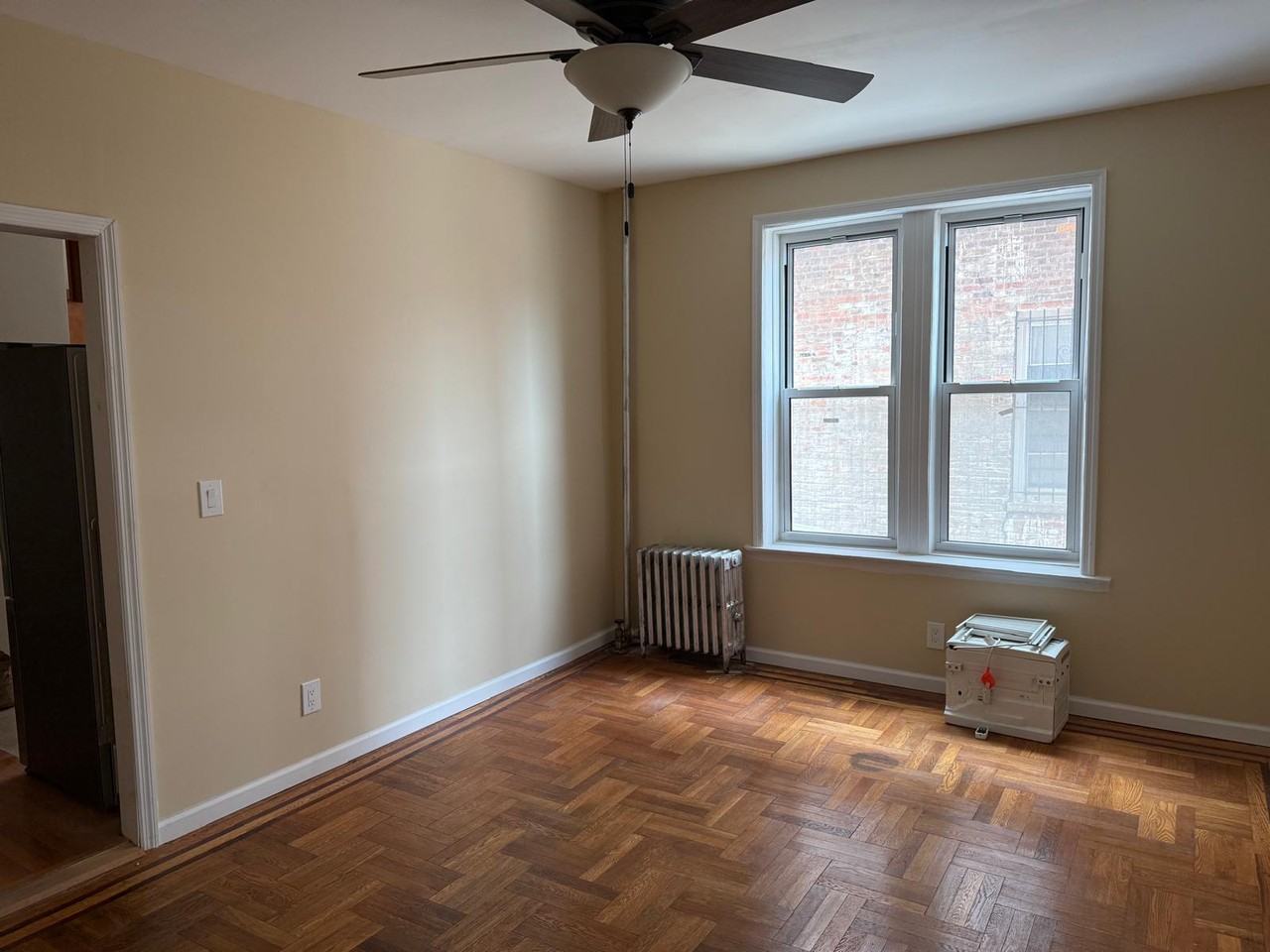 40 East 52nd Street #1F - Photo 7 of 10