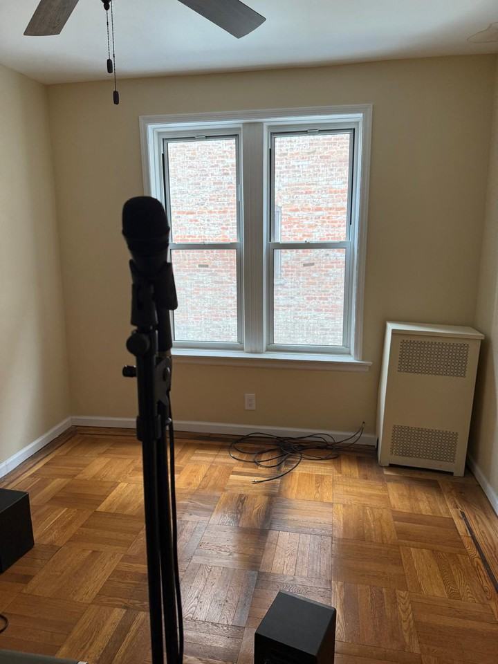 40 East 52nd Street #1F - Photo 3 of 10