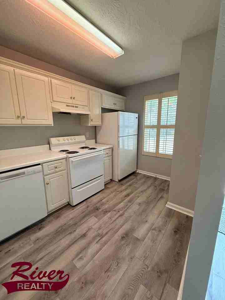 2025 Buckhaven Way - Photo 4 of 13
