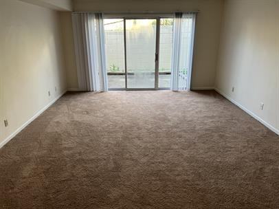 100 Blue Jacket CircleApt 11 #11 - Photo 3 of 12