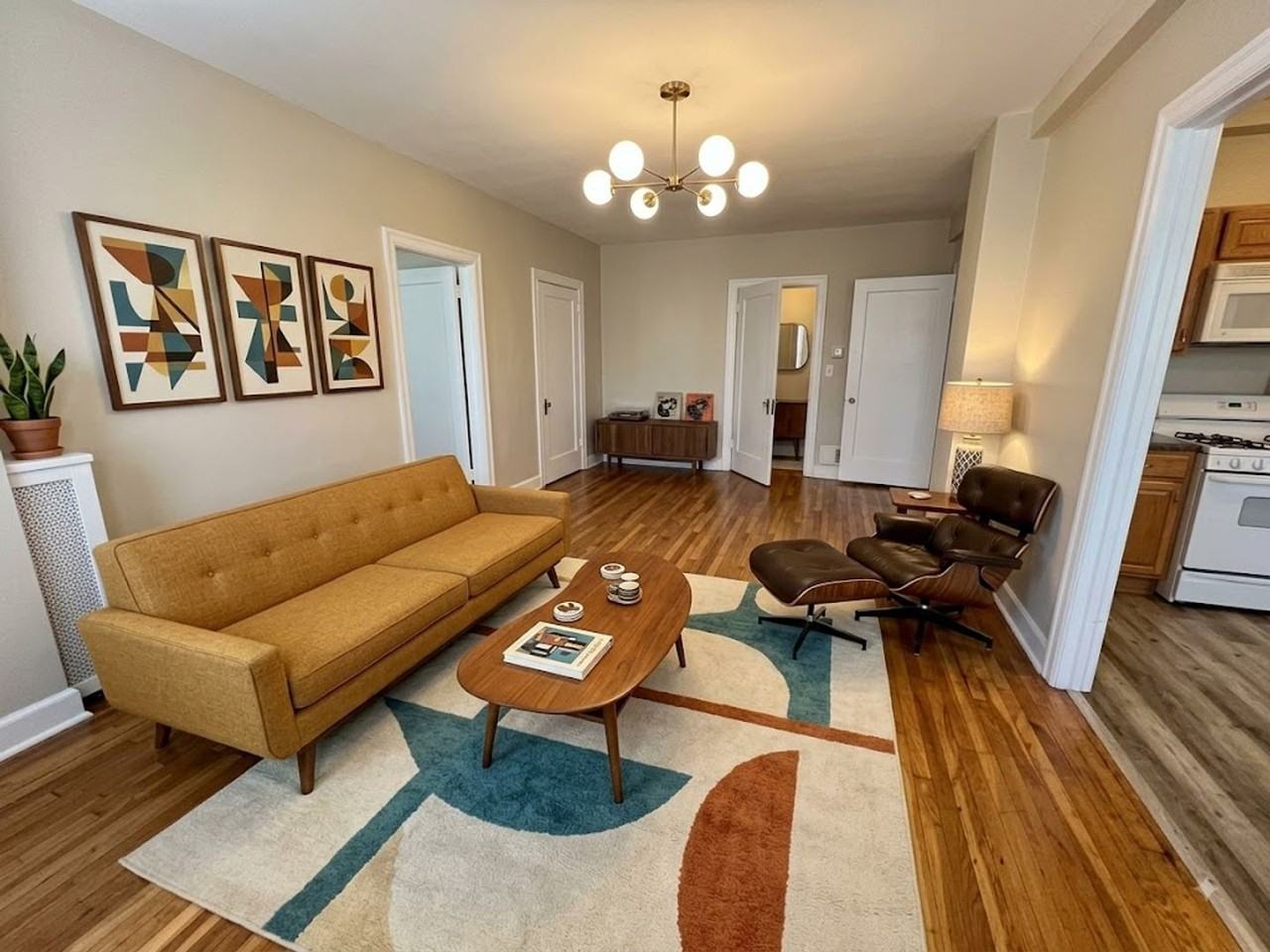 Llanhurst Apartments - Photo 2 of 15