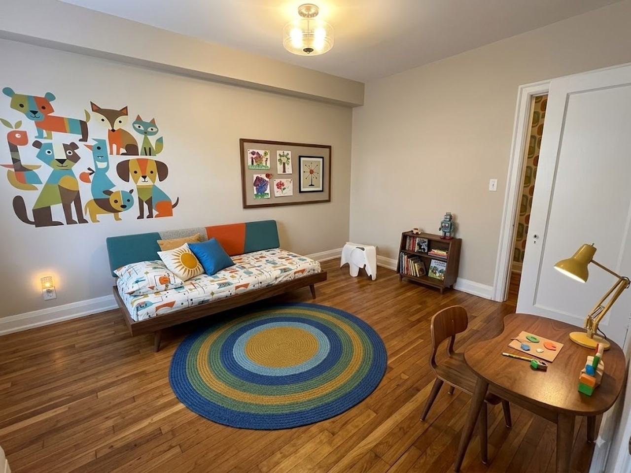 Llanhurst Apartments - Photo 6 of 15
