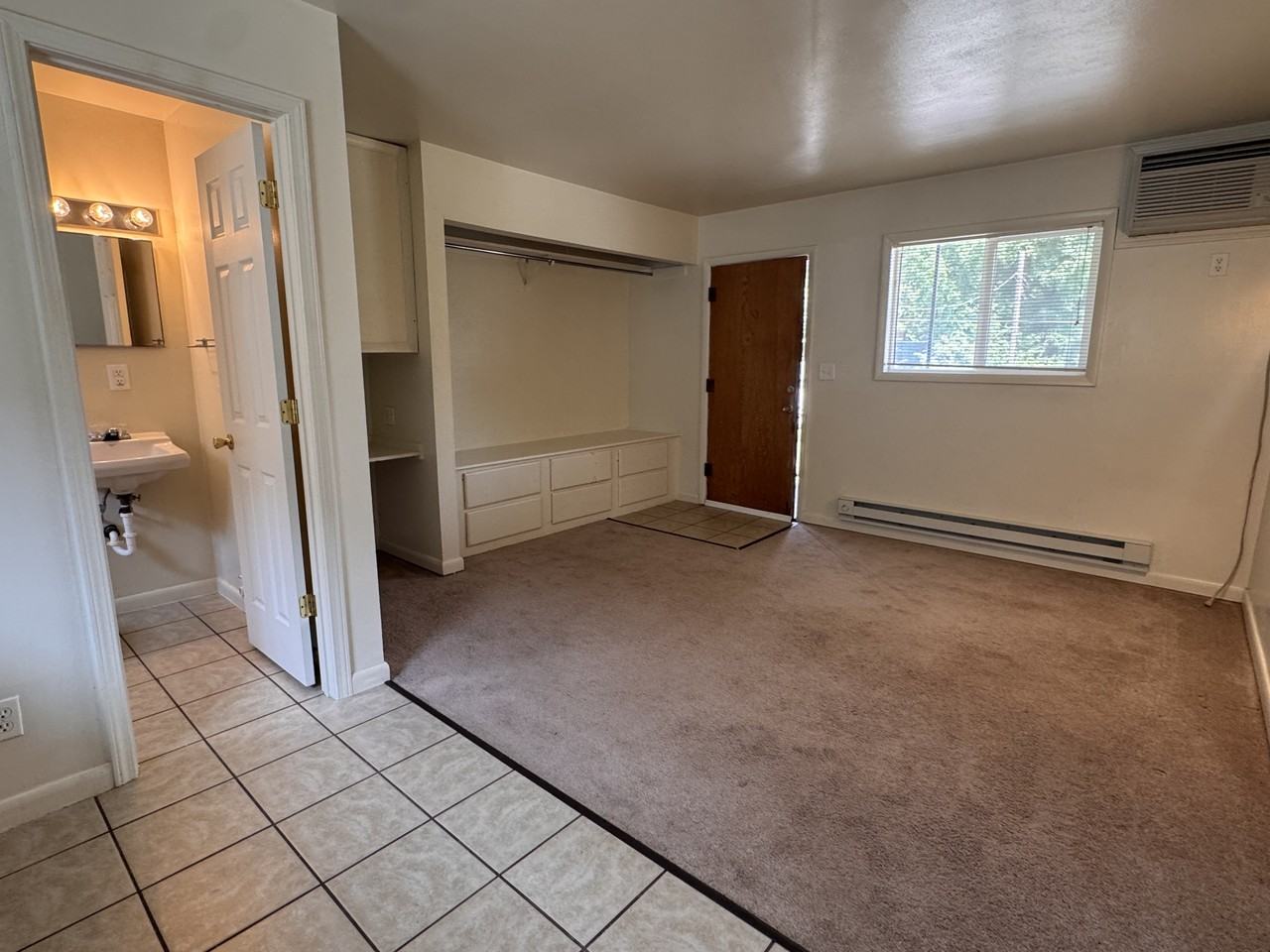 510 S Hays Ave #11 - Photo 4 of 8