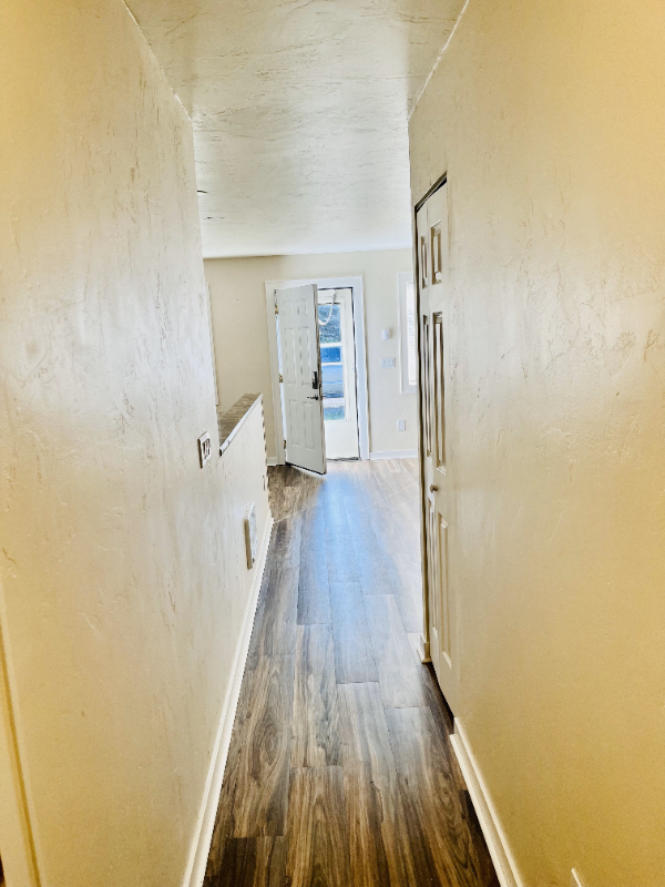 614 N 14th St #A - Photo 4 of 10