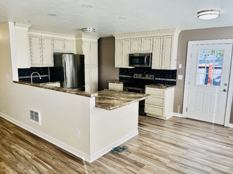 614 N 14th St #A - Photo 6 of 10
