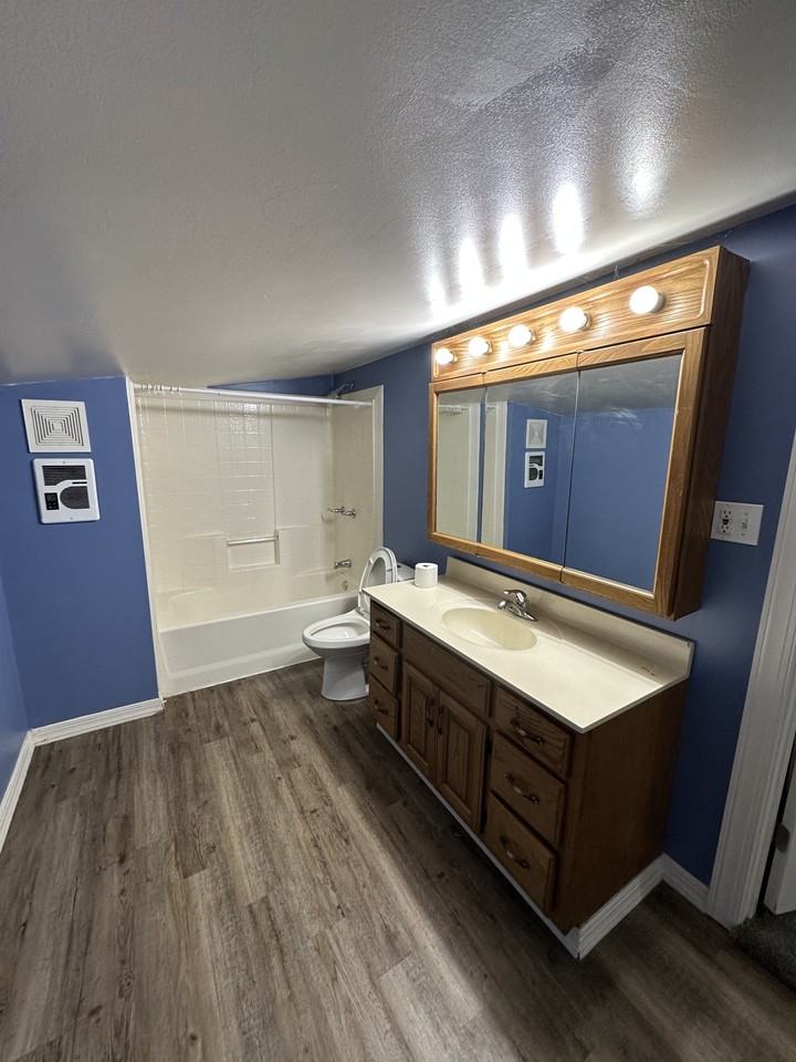 620 S Gharkey St #1 - Photo 6 of 9
