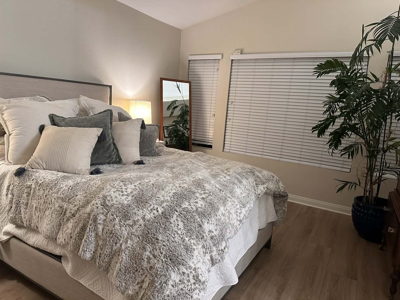 545 Sonoma St #1 - Photo 6 of 11