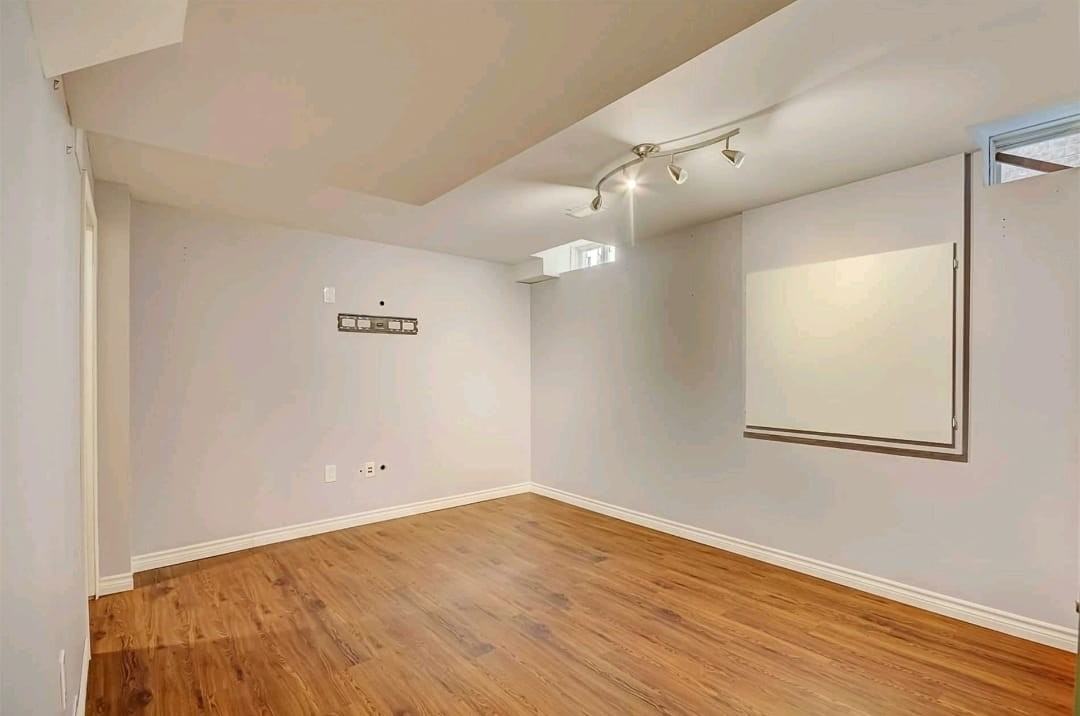 108 Aylesworth Avenue - Photo 4 of 23