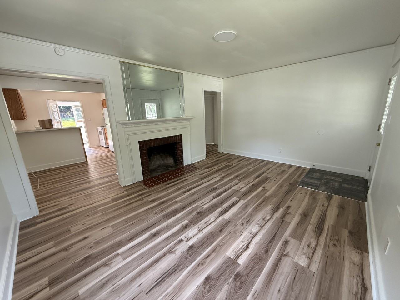 1302 Highland Ave #1 - Photo 3 of 24
