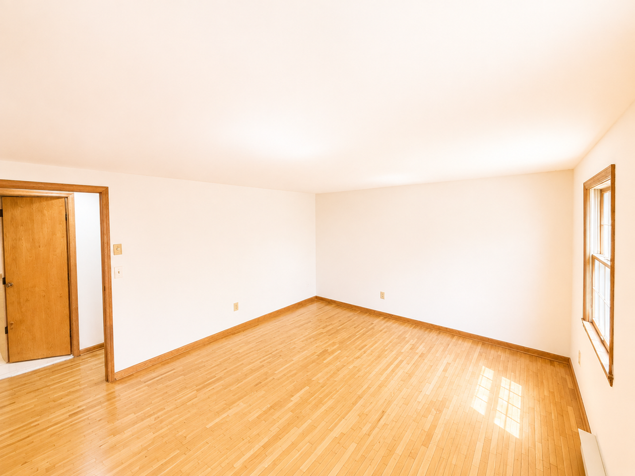 Cherry Hill Apartments - Photo 7 of 25