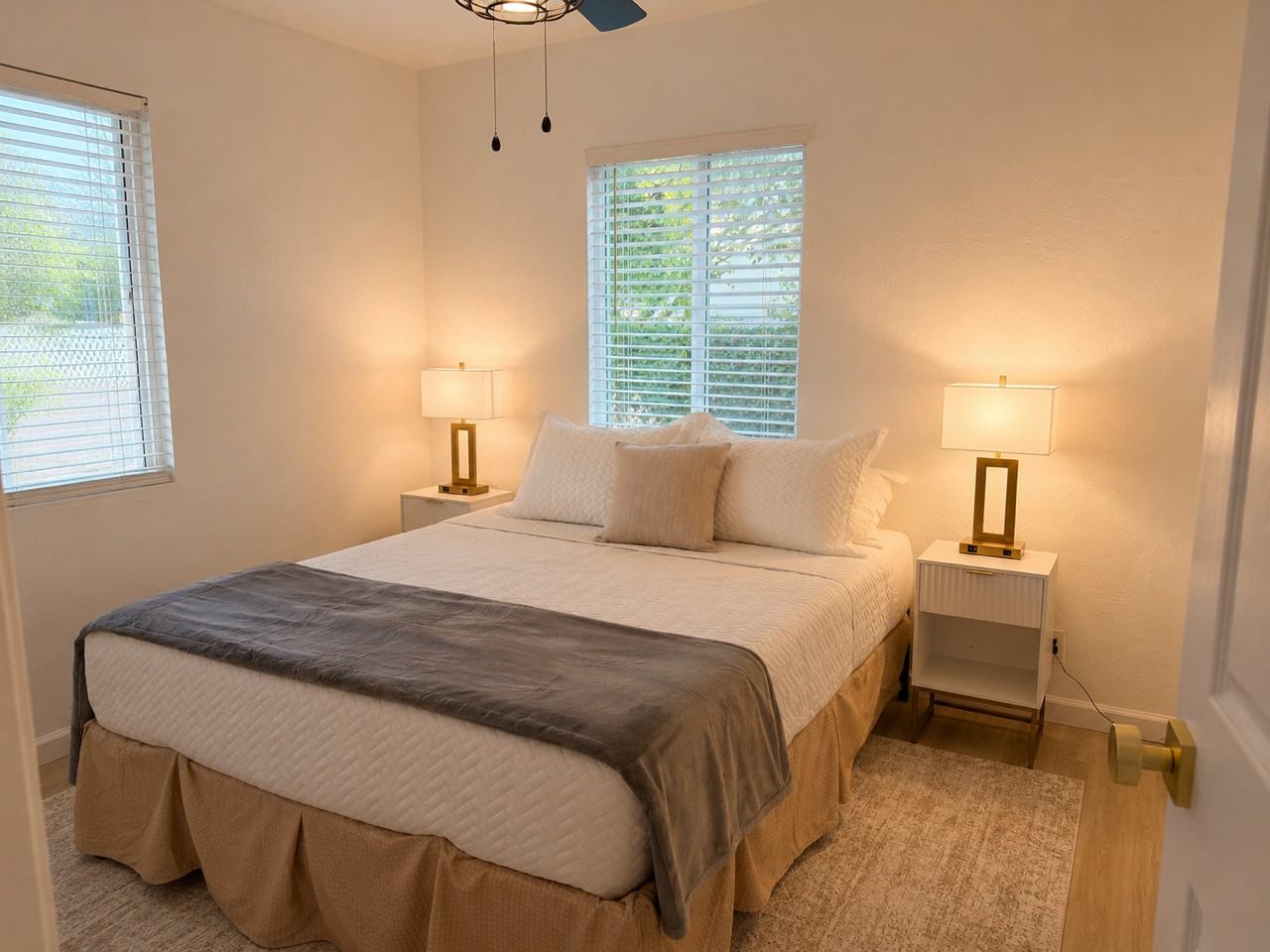 2549 East Sylvia Street - Photo 6 of 16