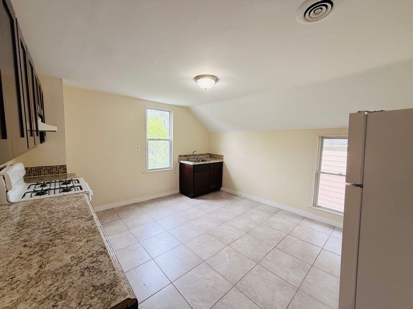 3838 Marvin Ave #UP - Photo 3 of 13