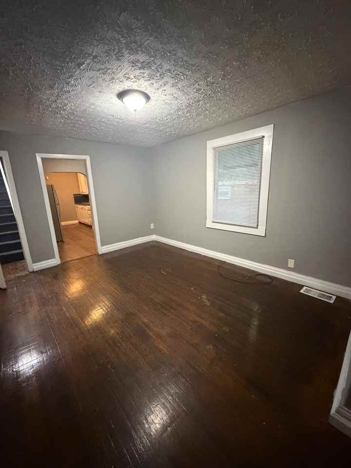 724 W Evelyn Ave #1 - Photo 2 of 13