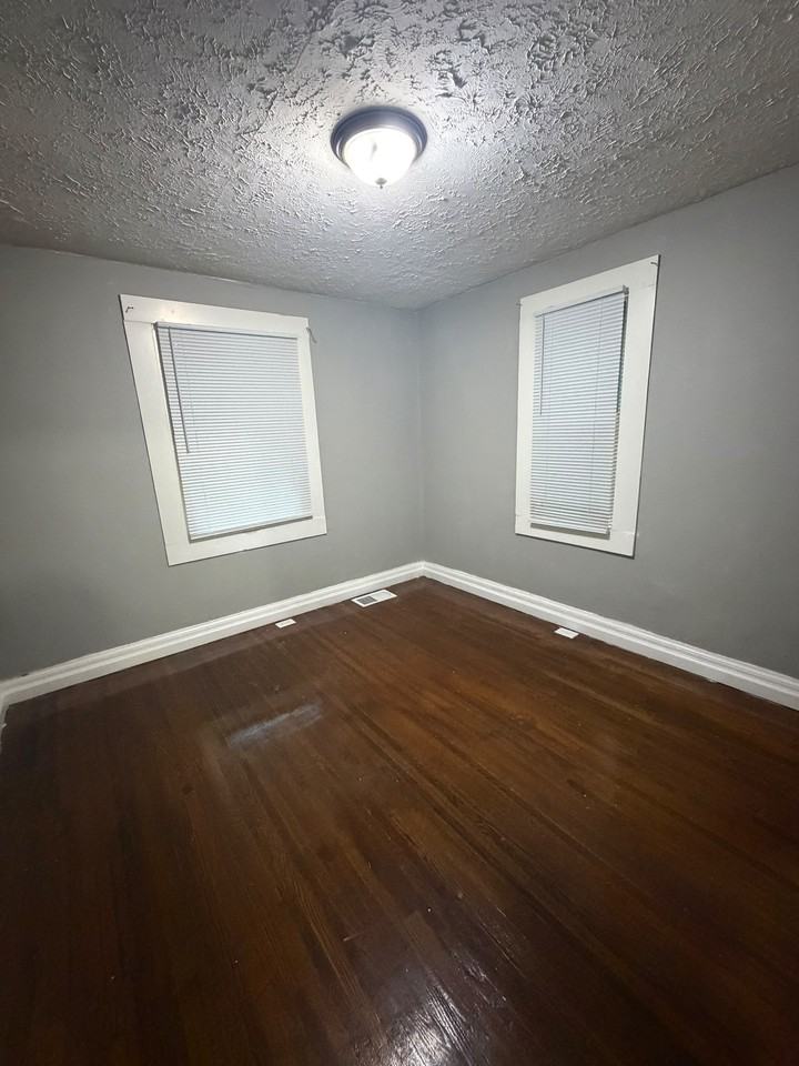 724 W Evelyn Ave #1 - Photo 7 of 13