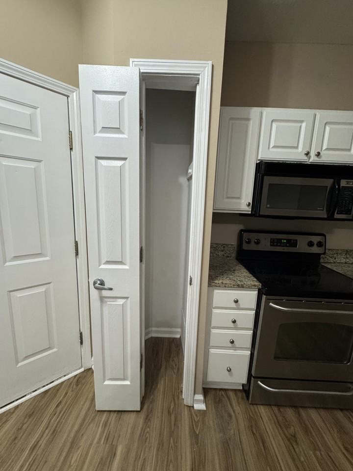 9768 Leyland Dr #1 - Photo 3 of 19