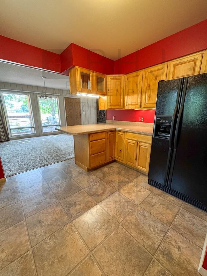 21 Mills St - Photo 2 of 50